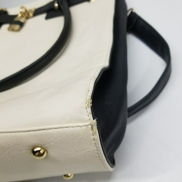 CALL IT SPRING PURSE - Picture 3 of 8